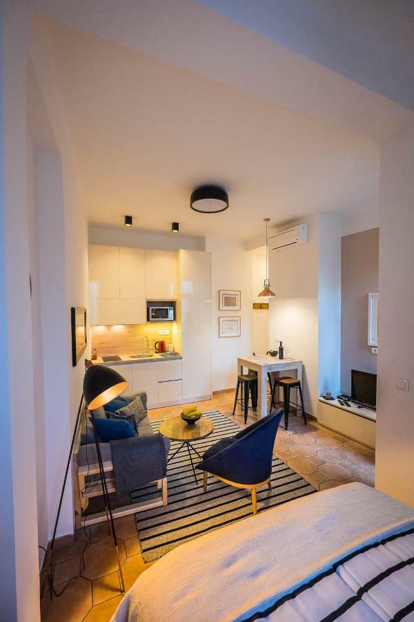 Caelestis Rustic Studio Zagreb Exterior photo